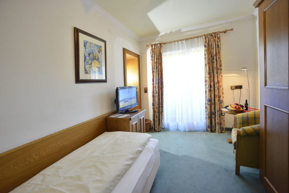 Hotel Residenz Hochland เซเฟลด์ อิน ทิโรล ภายนอก รูปภาพ