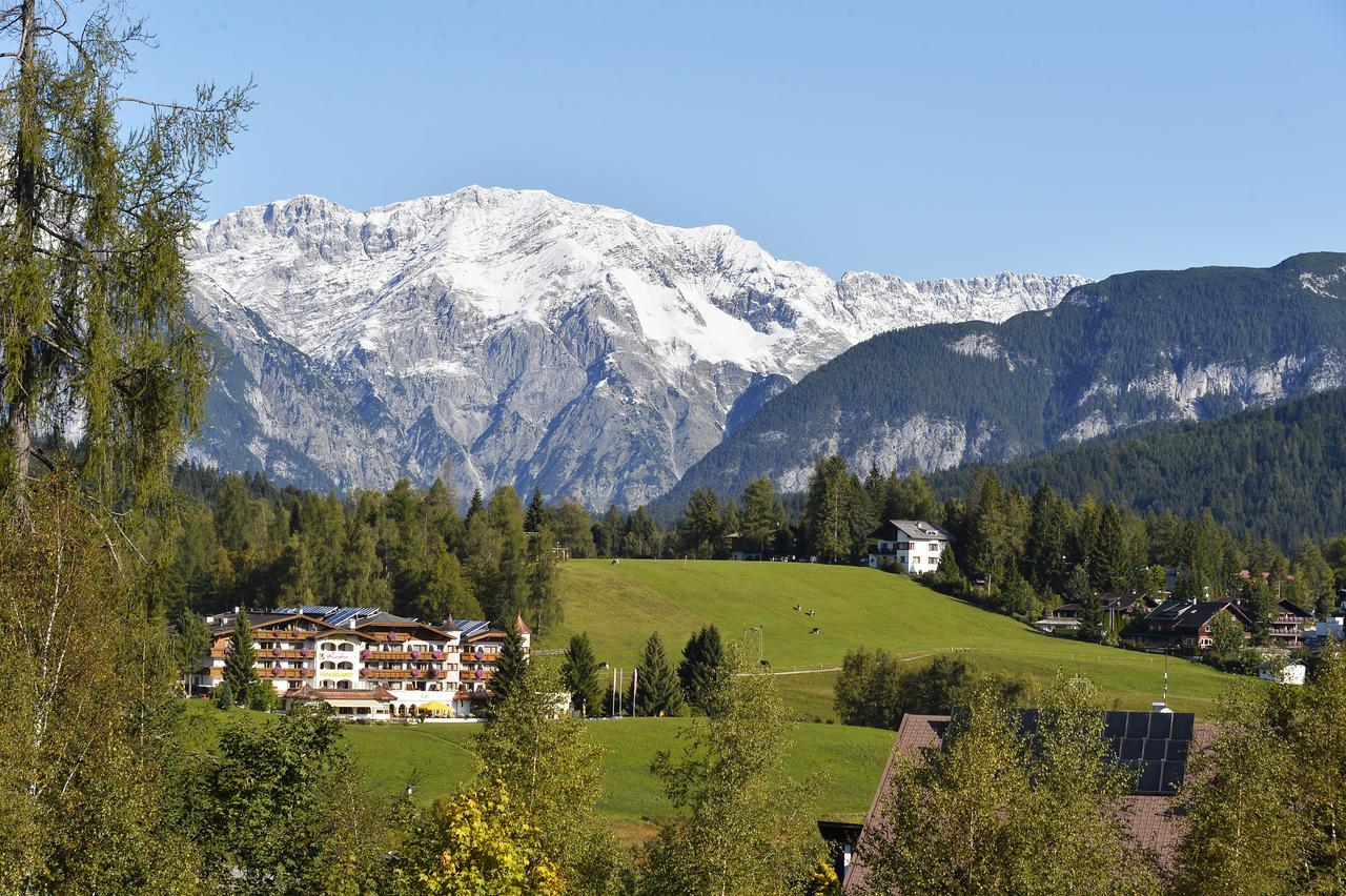Hotel Residenz Hochland เซเฟลด์ อิน ทิโรล ภายนอก รูปภาพ