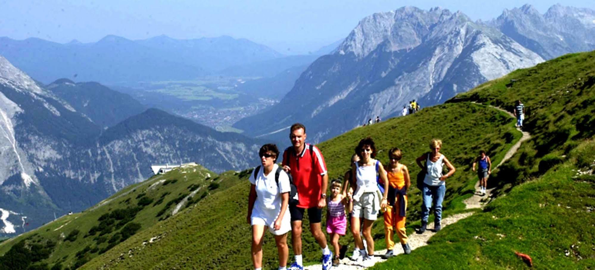 Hotel Residenz Hochland เซเฟลด์ อิน ทิโรล ภายนอก รูปภาพ