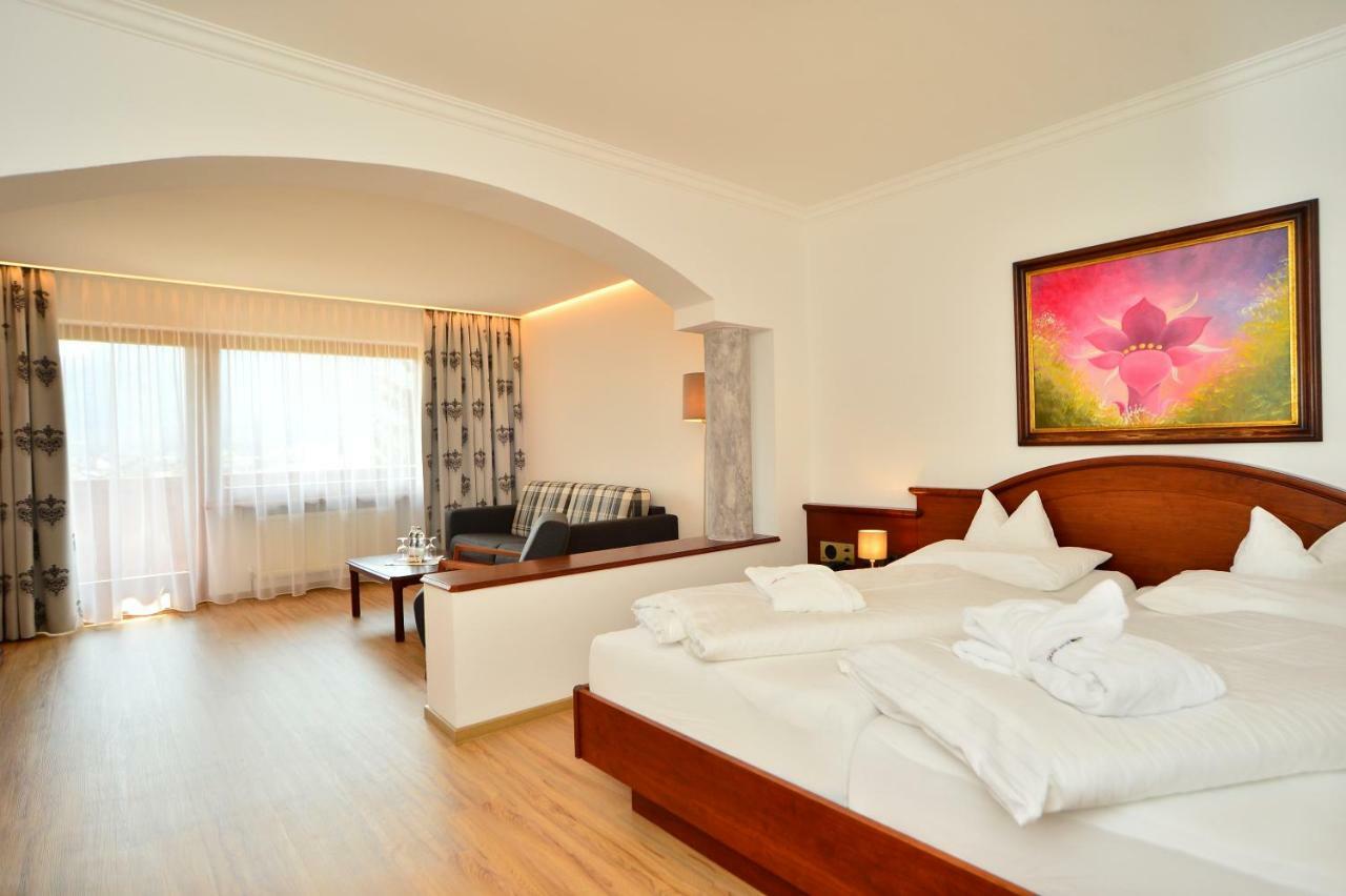 Hotel Residenz Hochland เซเฟลด์ อิน ทิโรล ภายนอก รูปภาพ
