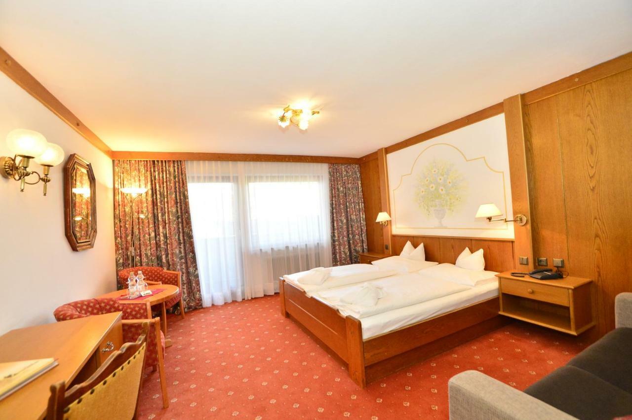 Hotel Residenz Hochland เซเฟลด์ อิน ทิโรล ภายนอก รูปภาพ